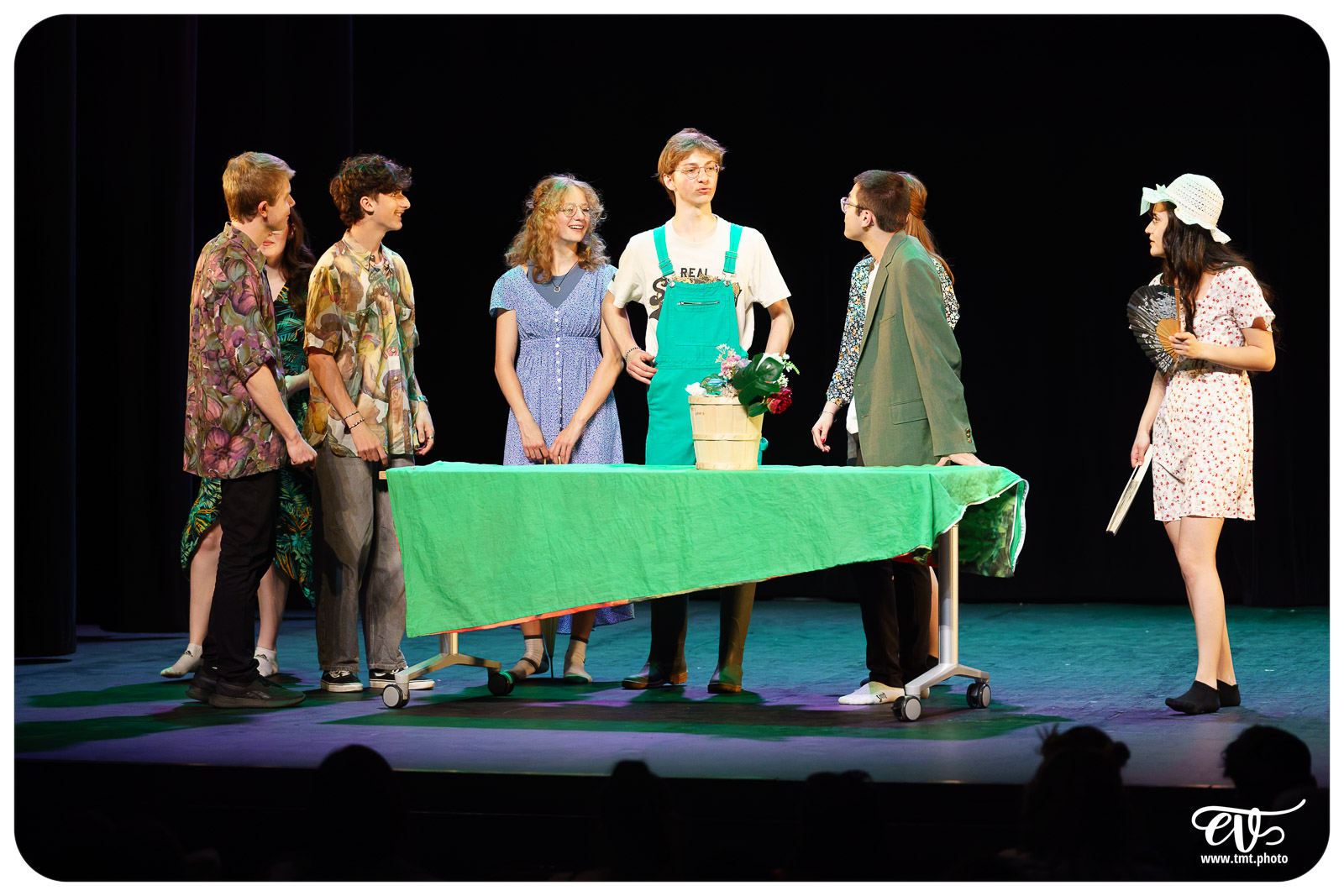 MAIS SONGEONS À RÉPÉTER S'IL VOUS PLAIT !